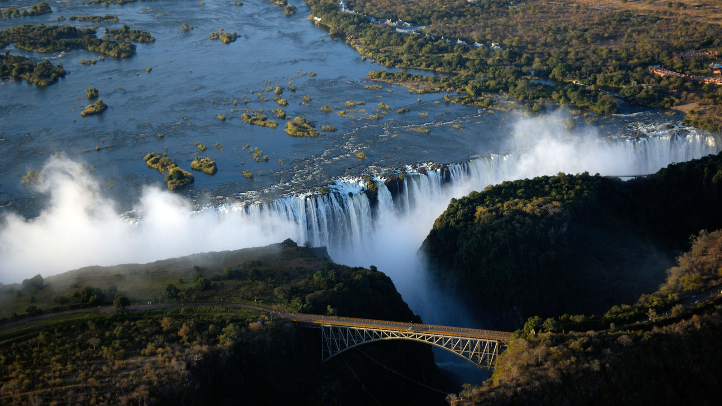 VICTORIA FALLS ESCAPE